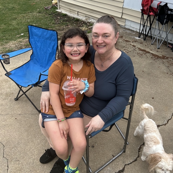 Meet your Posher, Diane Latiece (TC or Red) to Family & Friends - Picture 6 of 11